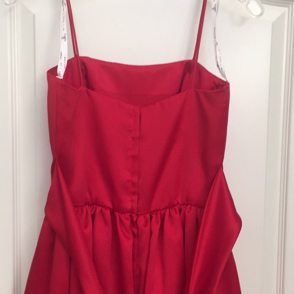 Dress - Picture 4 of 5